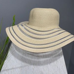 Southern Sparkle beach hat adjustable for multi sizing